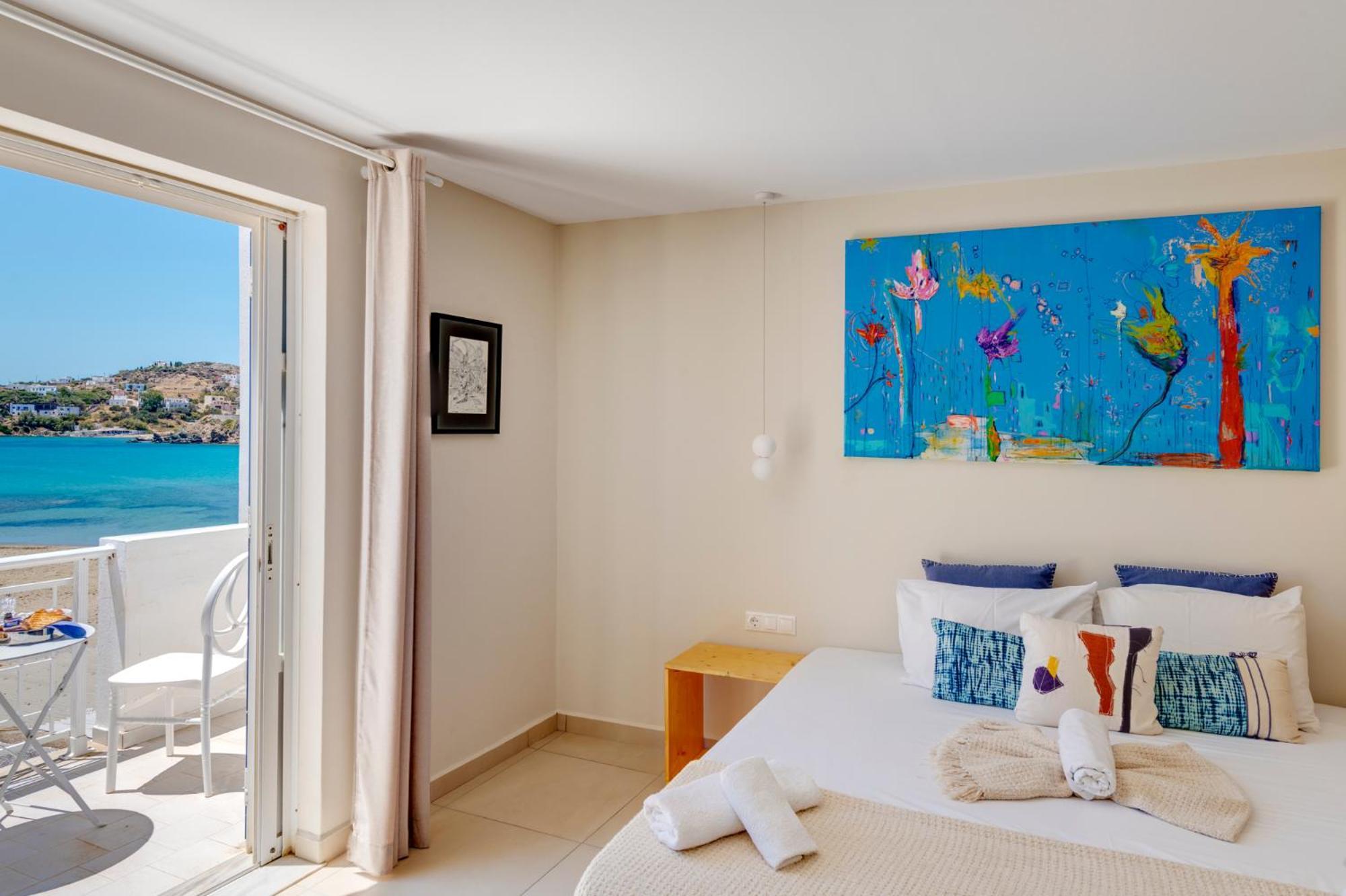Hotel Kamelo Vári Екстериор снимка