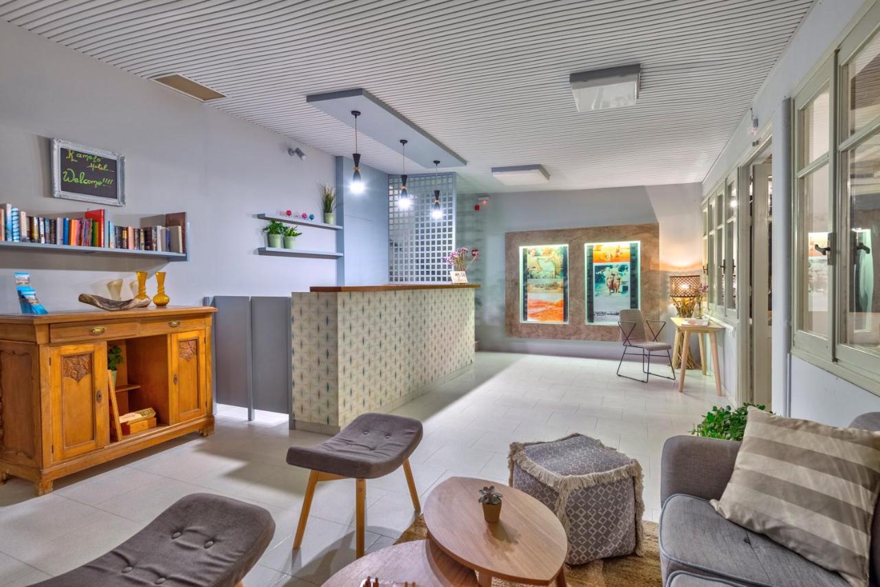 Hotel Kamelo Vári Екстериор снимка